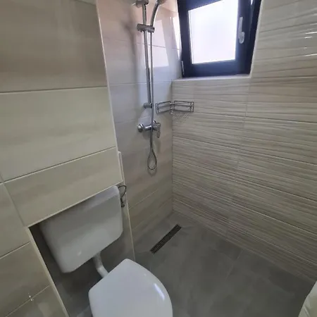 Luxury Step To The Sea شقة *